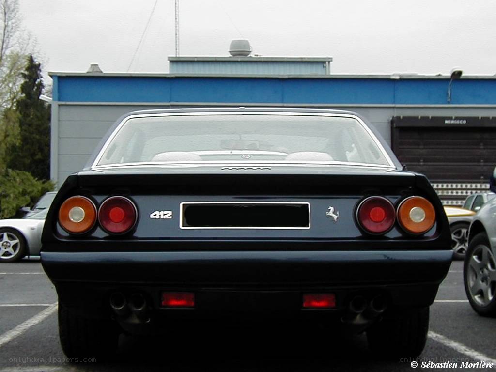 black ferrari 412 rear view