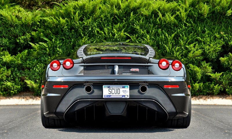 Black Ferrari 430 Scuderia — Calm