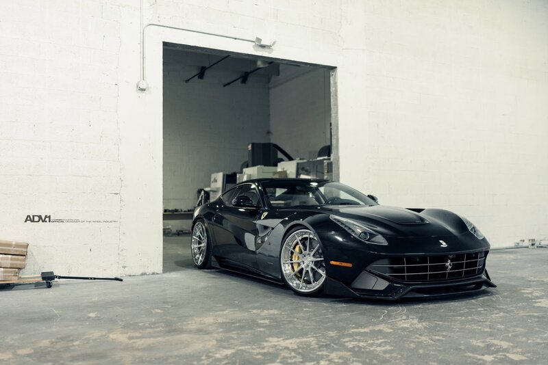 Black Ferrari F12berlinetta — Dramatic