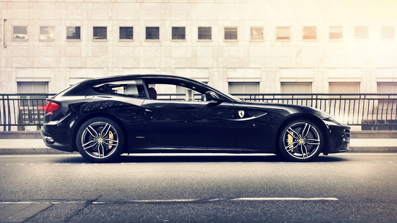Black Ferrari Ff — Calm