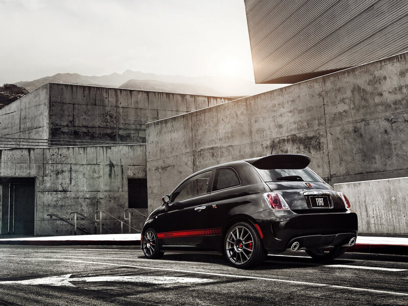 Black Fiat 500 Abarth — Dramatic