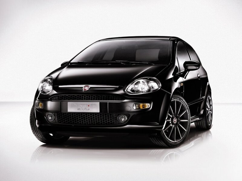 Black Fiat Punto Evo