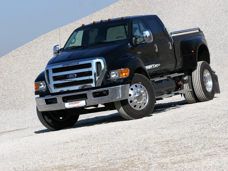 Black Ford F-650 truck