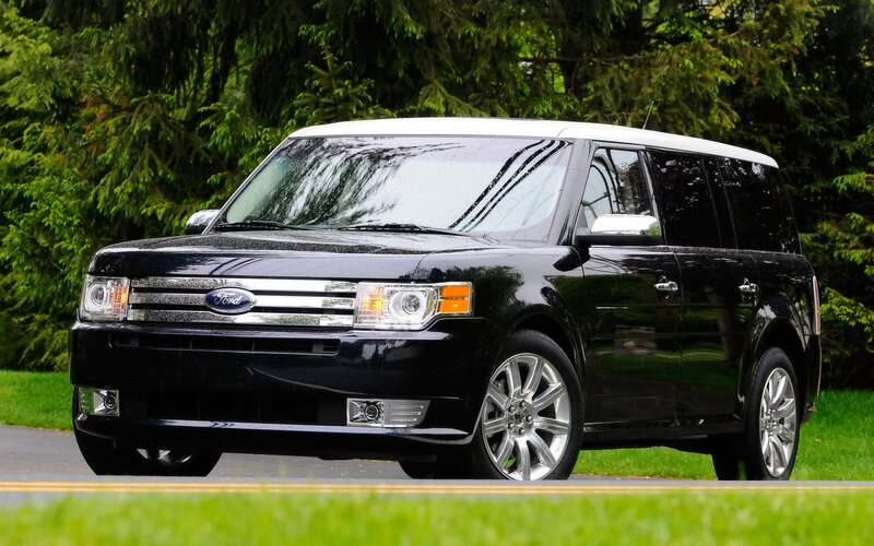 black ford flex suv