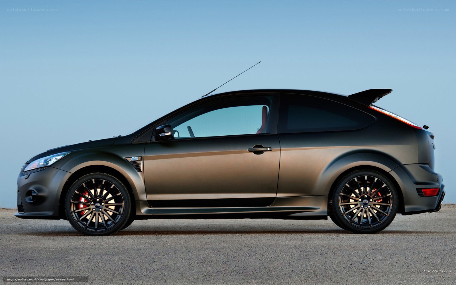 black ford focus rs car