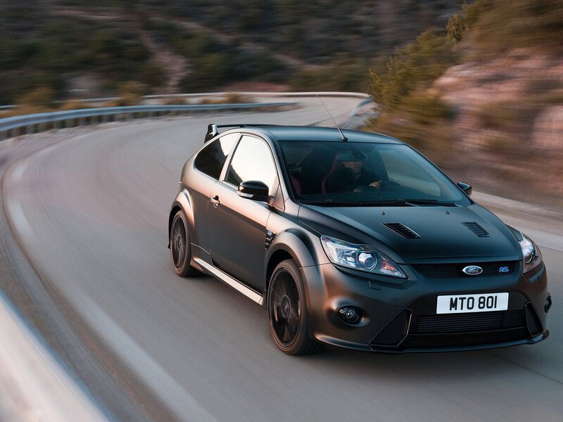 Black Ford Focus RS on winding road
