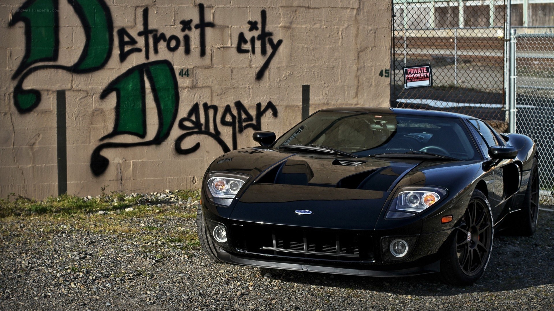 Black Ford GT in Detroit