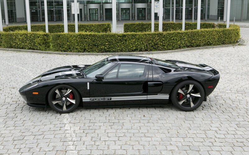 Black Ford GT sports car