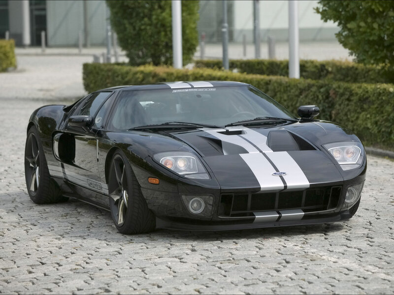 Black Ford GT with racing stripes