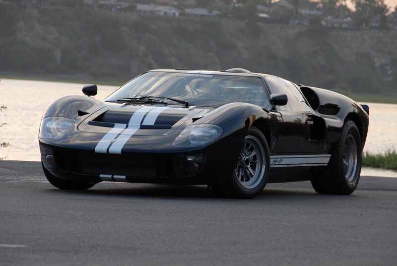 Black Ford GT40 sports car
