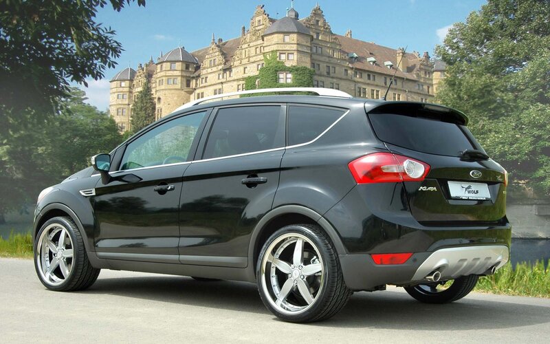 Black Ford Kuga Suv — Serene