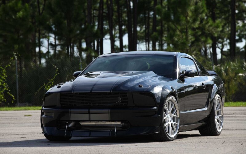 Black Ford Mustang — Calm