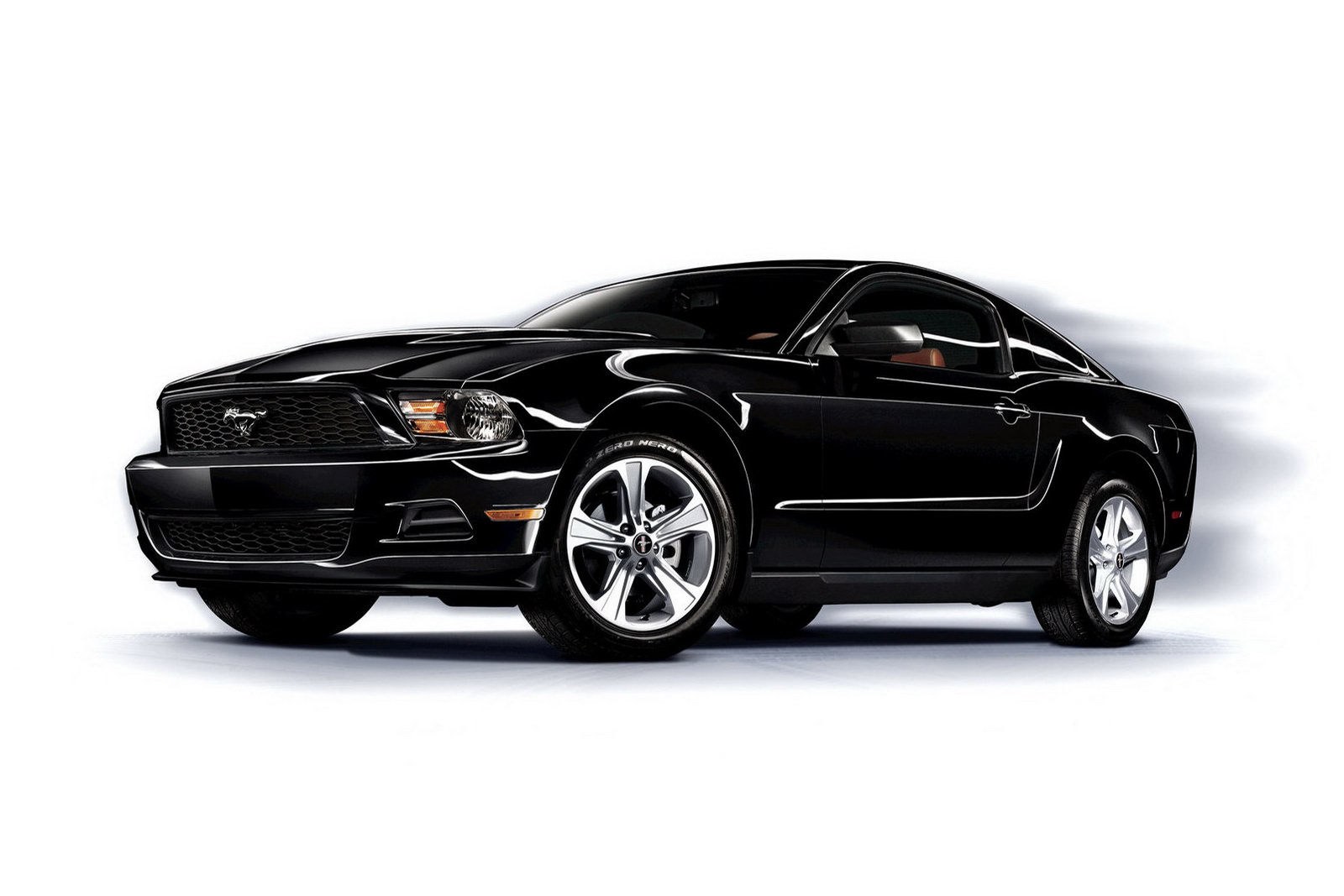 Black Ford Mustang coupe