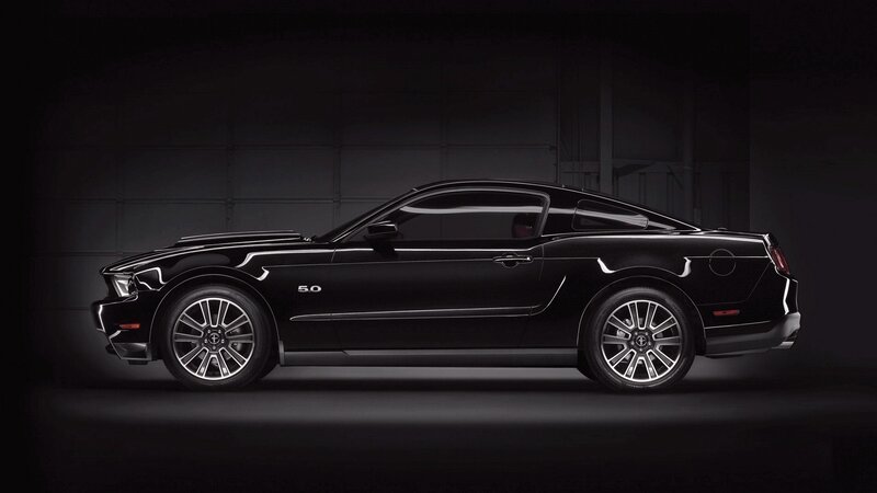 black ford mustang coupe