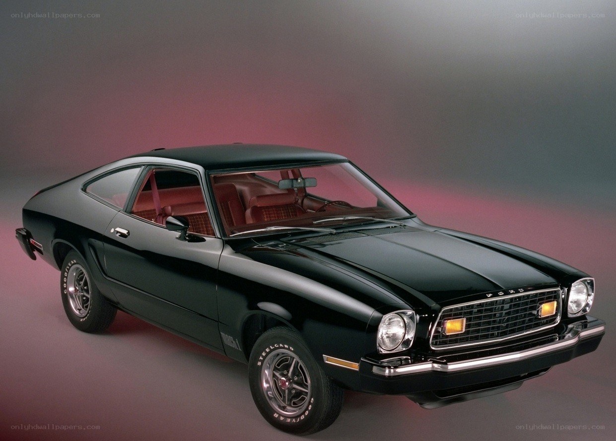 Black Ford Mustang coupe