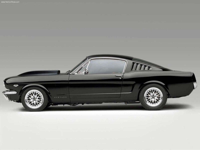 Black Ford Mustang Fastback