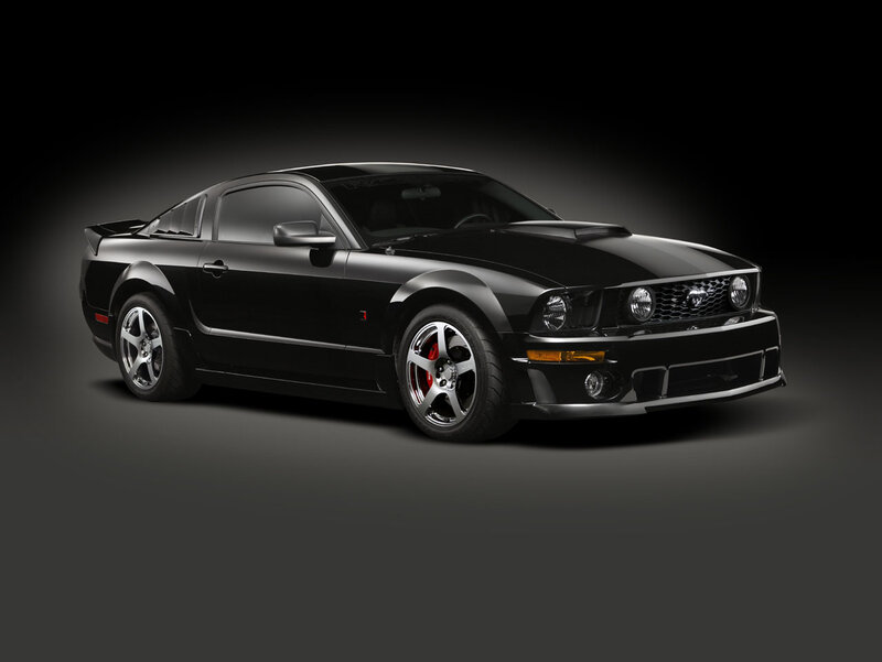 Black Ford Mustang GT
