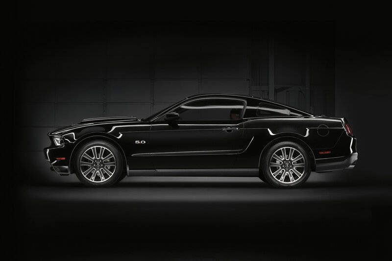 Black Ford Mustang GT
