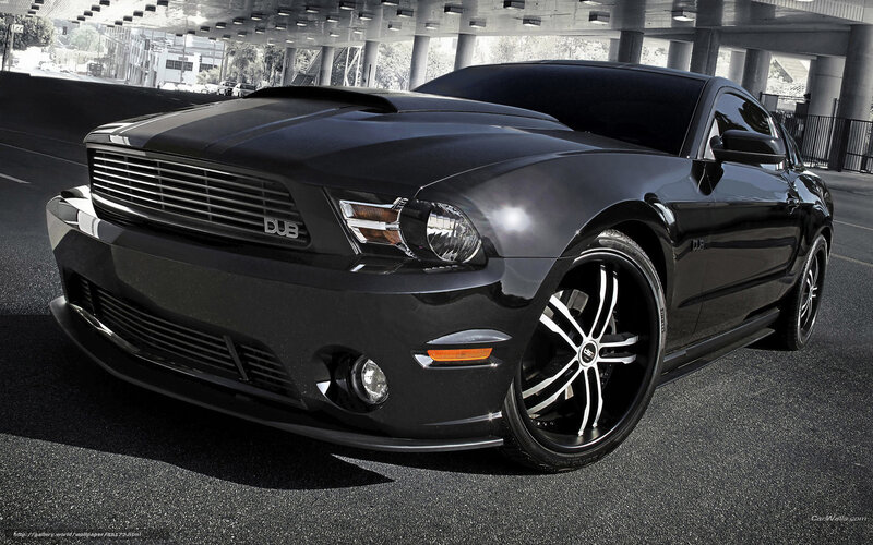 Black Ford Mustang GT