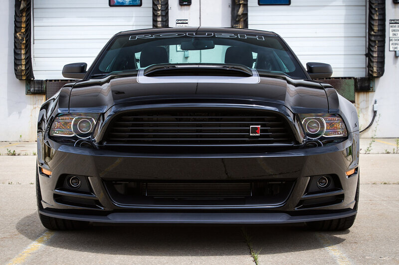 Black Ford Mustang — Neutral, Afternoon