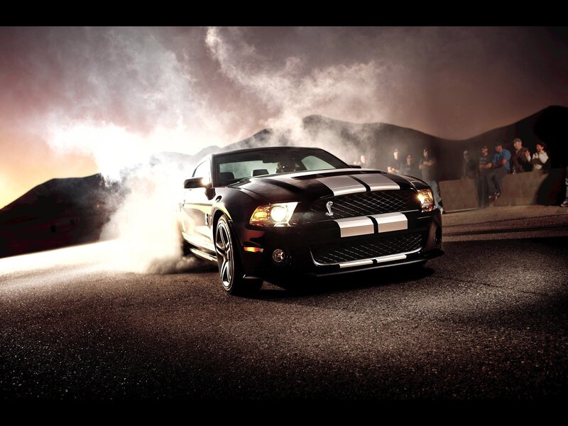 Black Ford Mustang Shelby GT500