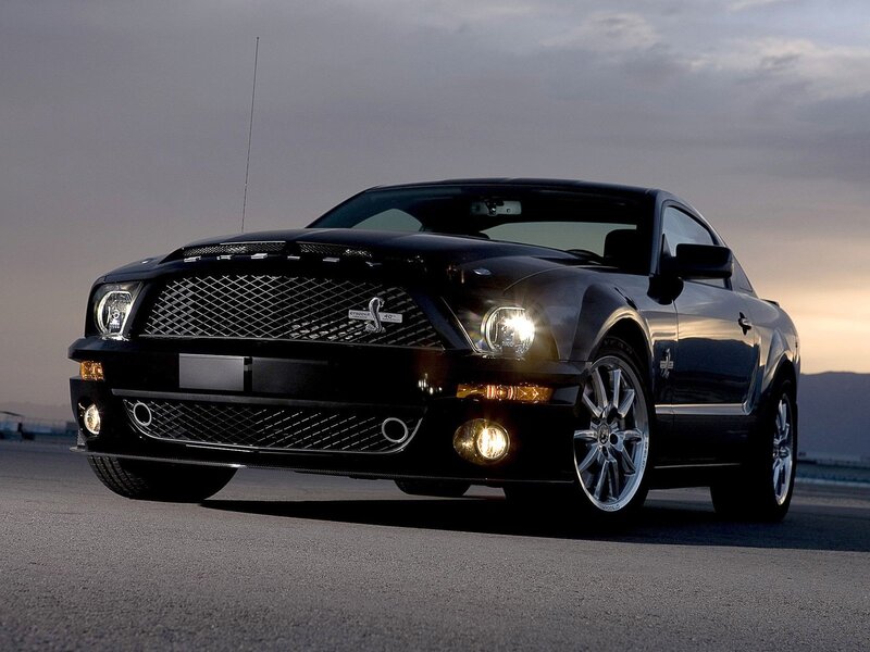 Black Ford Mustang Shelby GT500