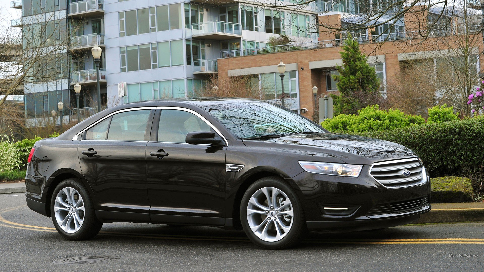 black ford taurus sedan