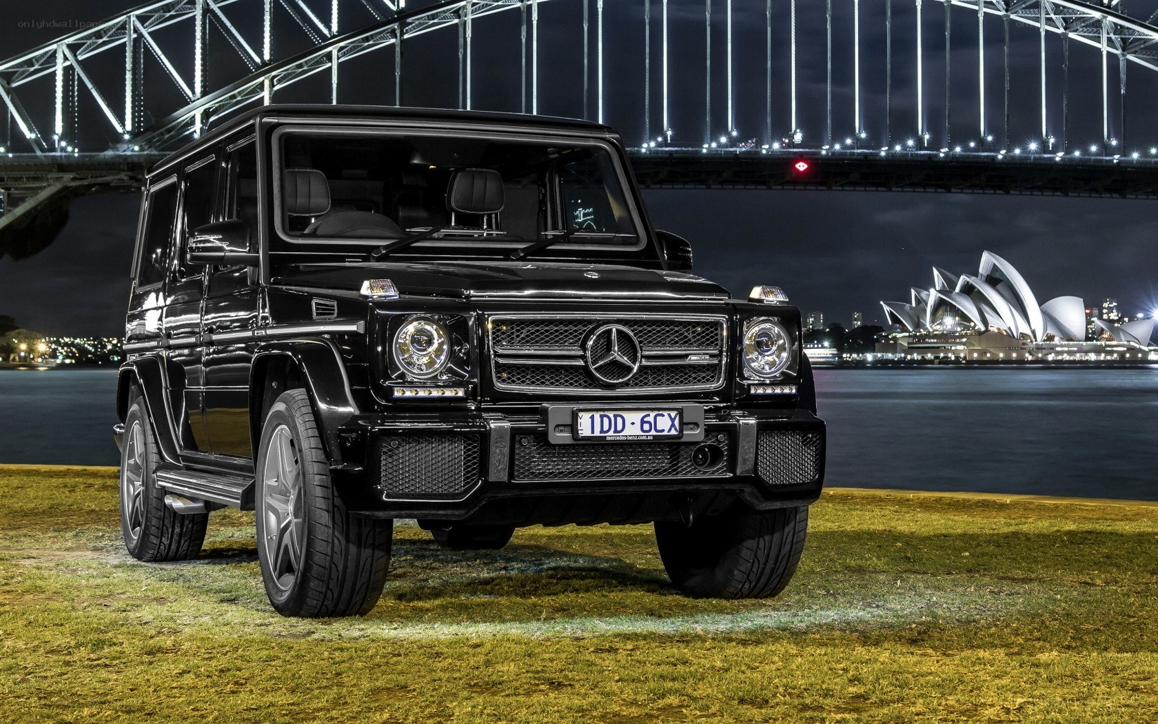 Black G-Wagon at Sydney Harbour