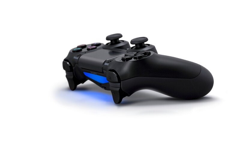 Black Game Controller — Neutral, Blue