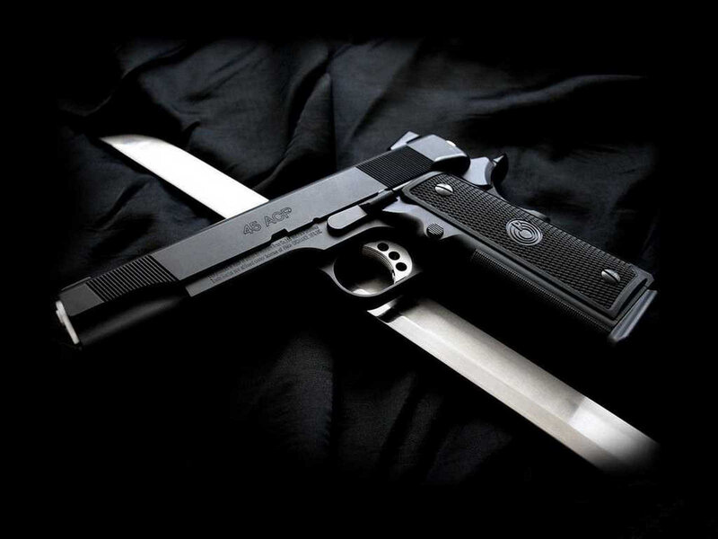 Black Handgun with Knife — Dramatic, Photograph