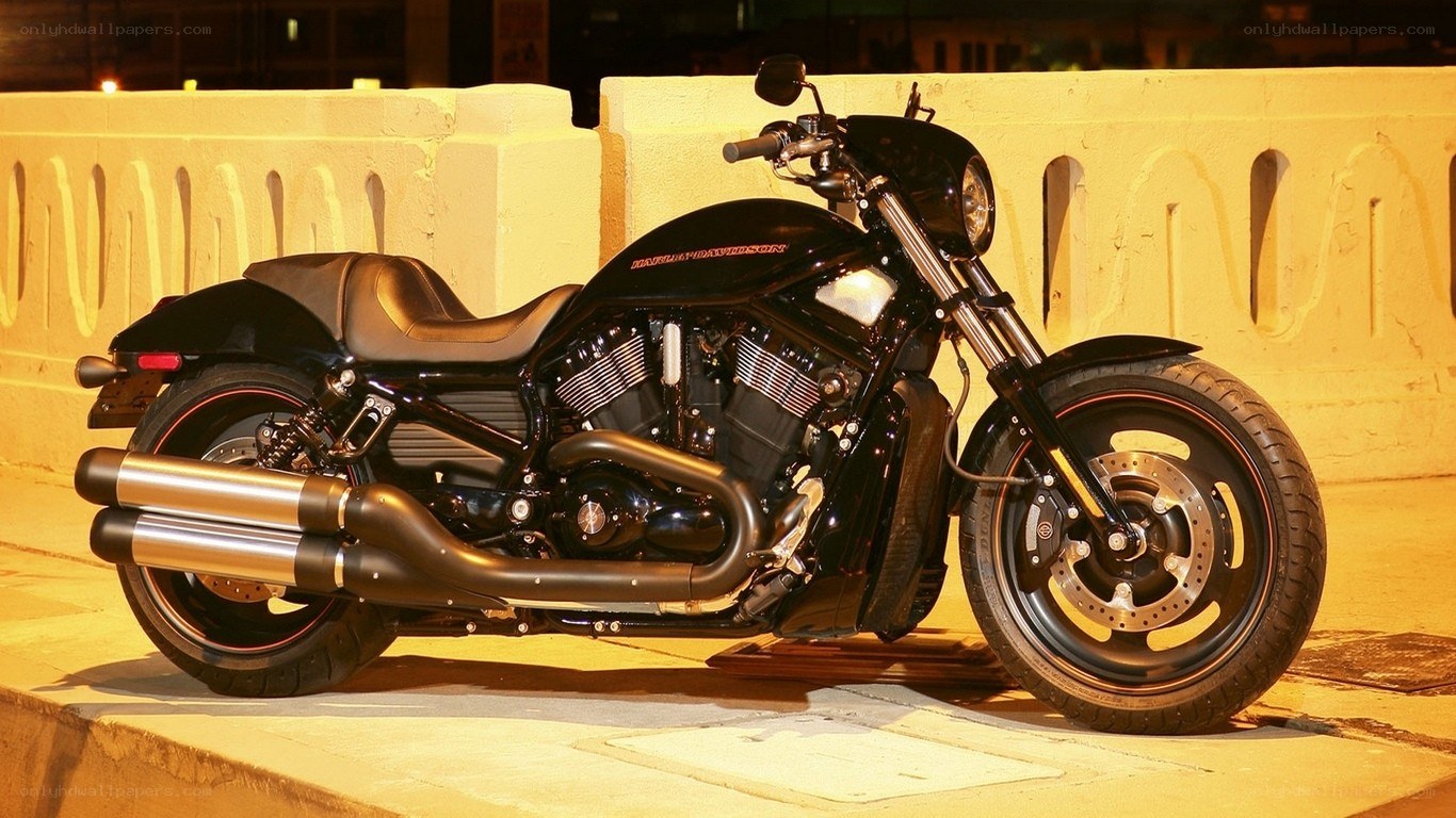 black harley-davidson motorcycle