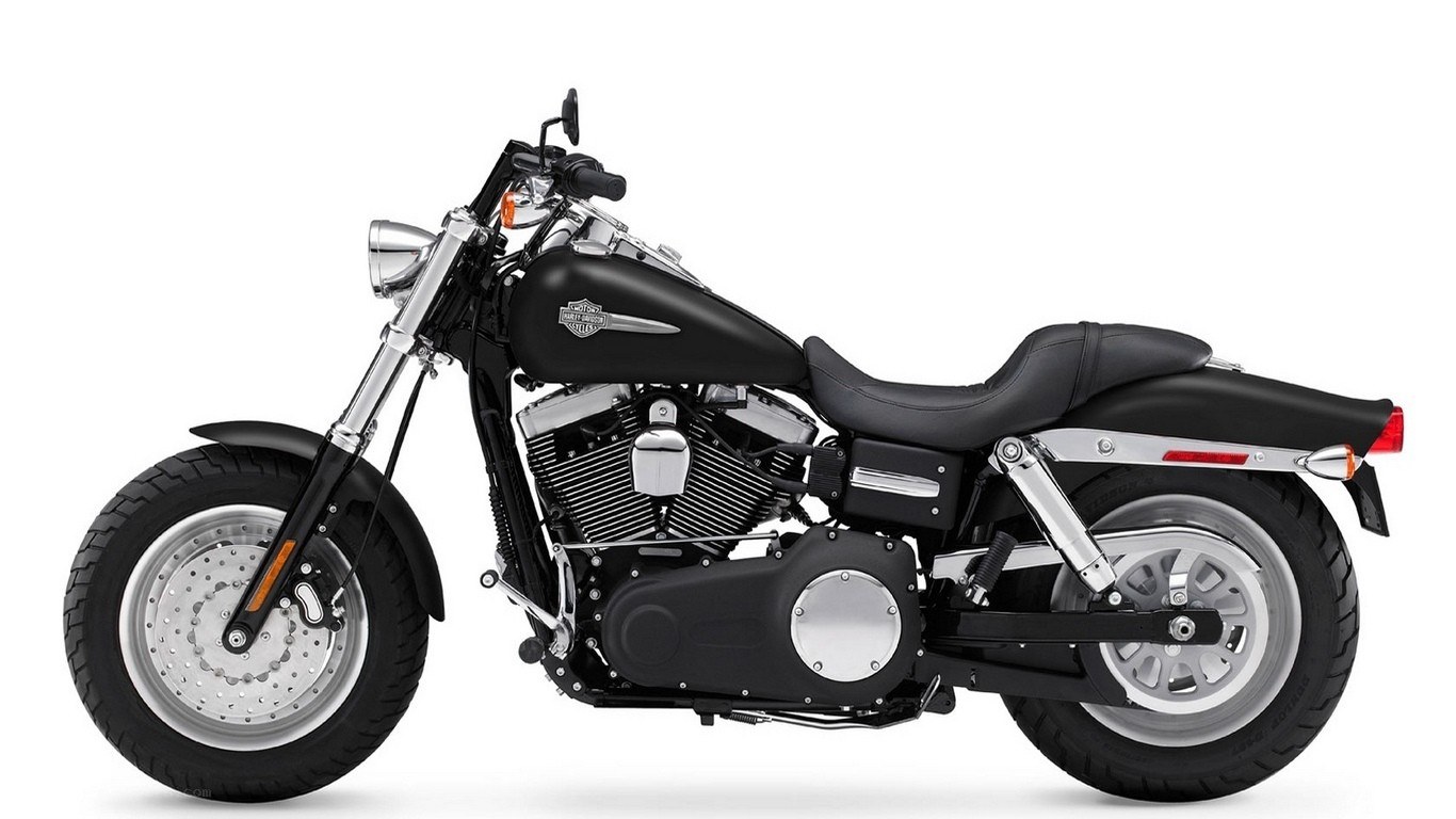 black harley-davidson motorcycle