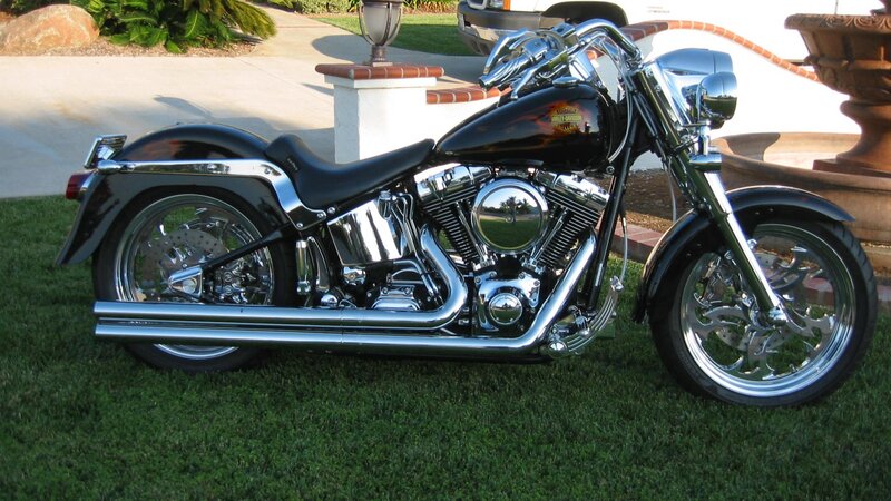 Black Harley-davidson Motorcycle — Calm, Afternoon, Photograph, Grass, Fountain