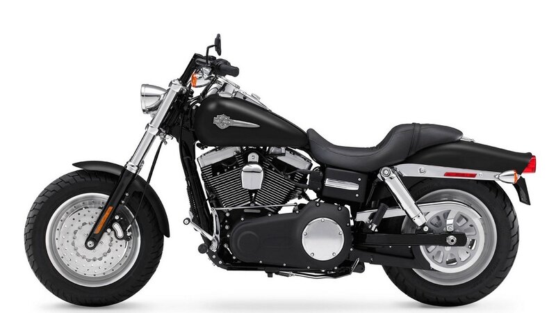 Black Harley-davidson Motorcycle — Neutral, Photograph, Seat, Engine, Headlight, Silver