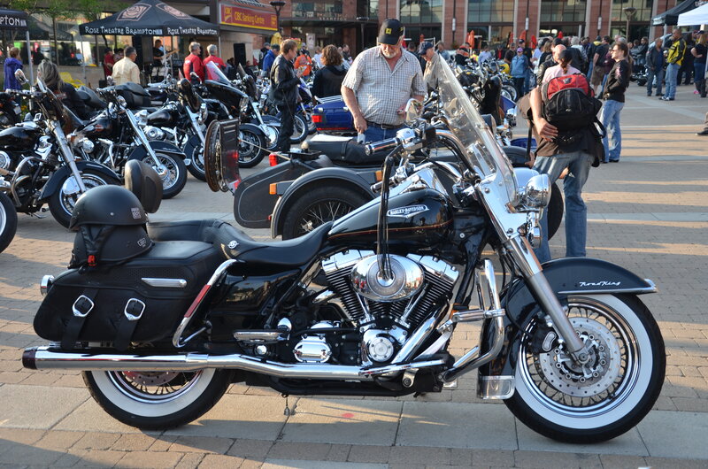 Black Harley-davidson Motorcycle — Outdoor, Afternoon