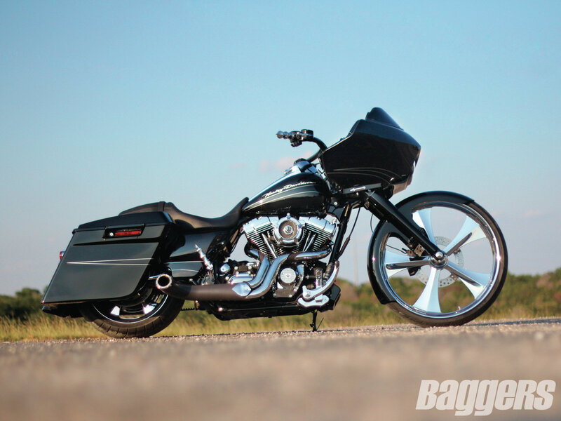 Black Harley-davidson Motorcycle — Serene, Afternoon, Photograph, Saddlebags
