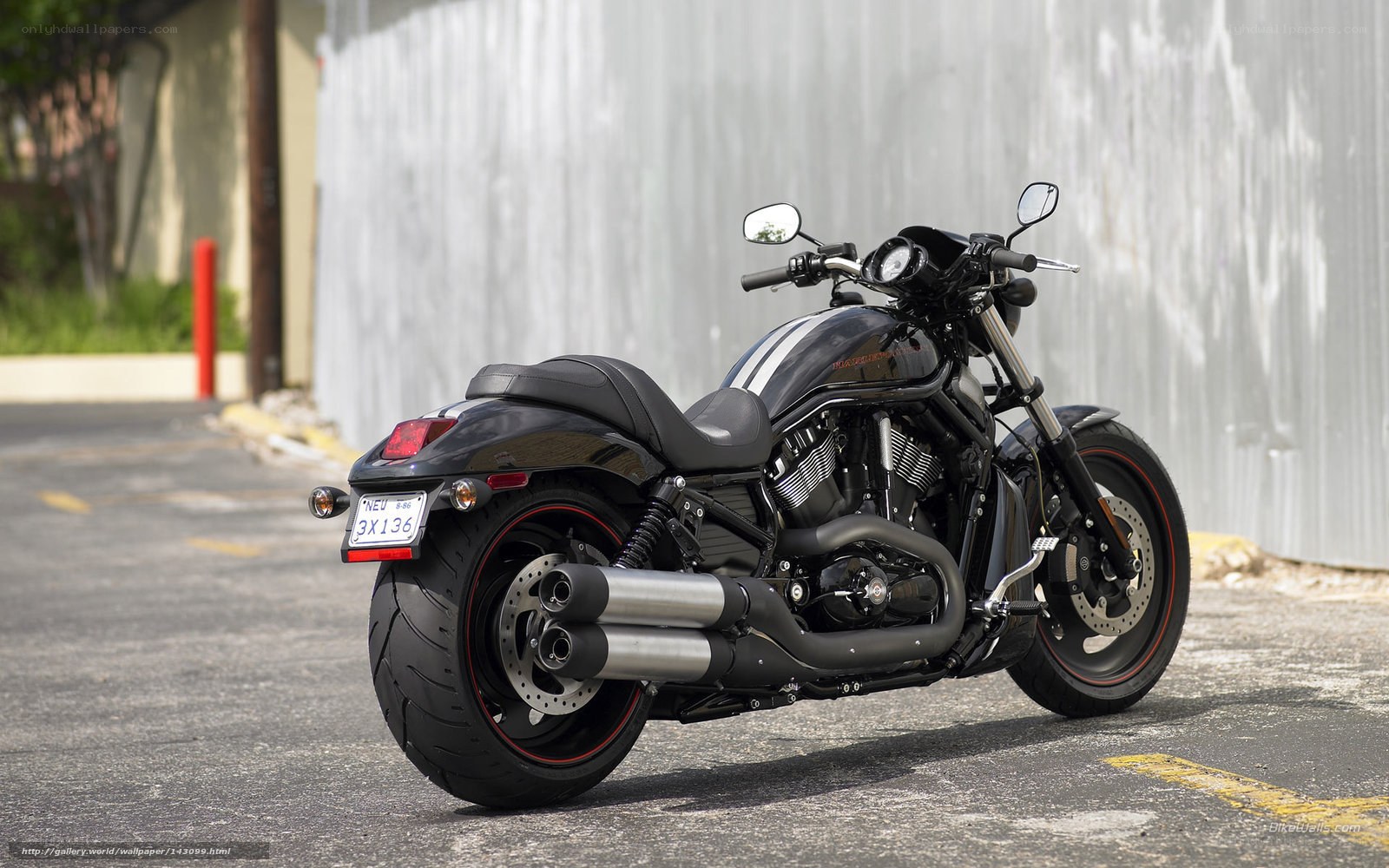 Black Harley-Davidson V-Rod