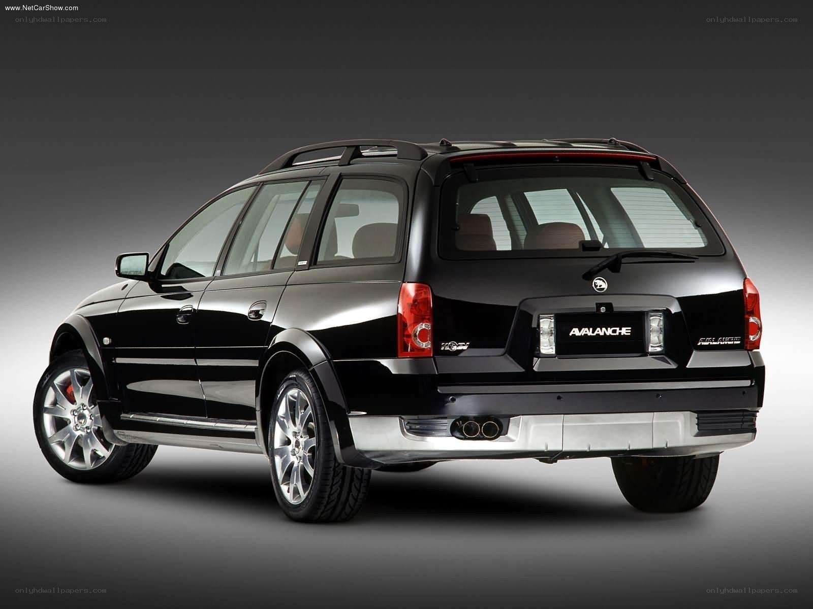 black holden avalanche suv