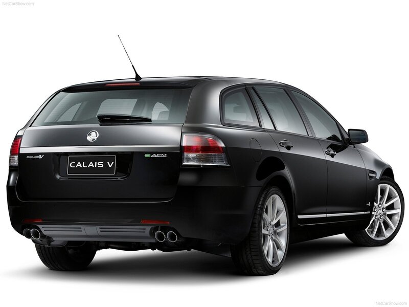 Black Holden Calais V