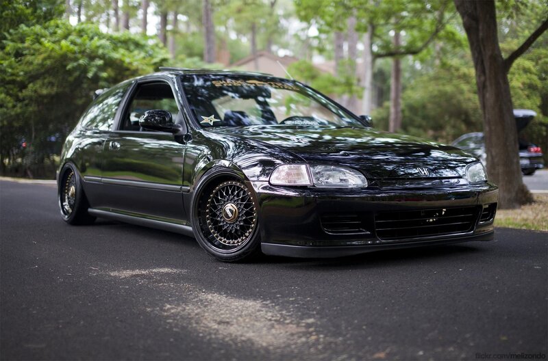 black honda civic hatchback