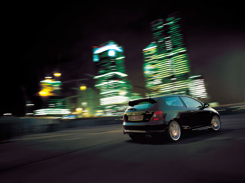 Black Honda Civic Type R at night