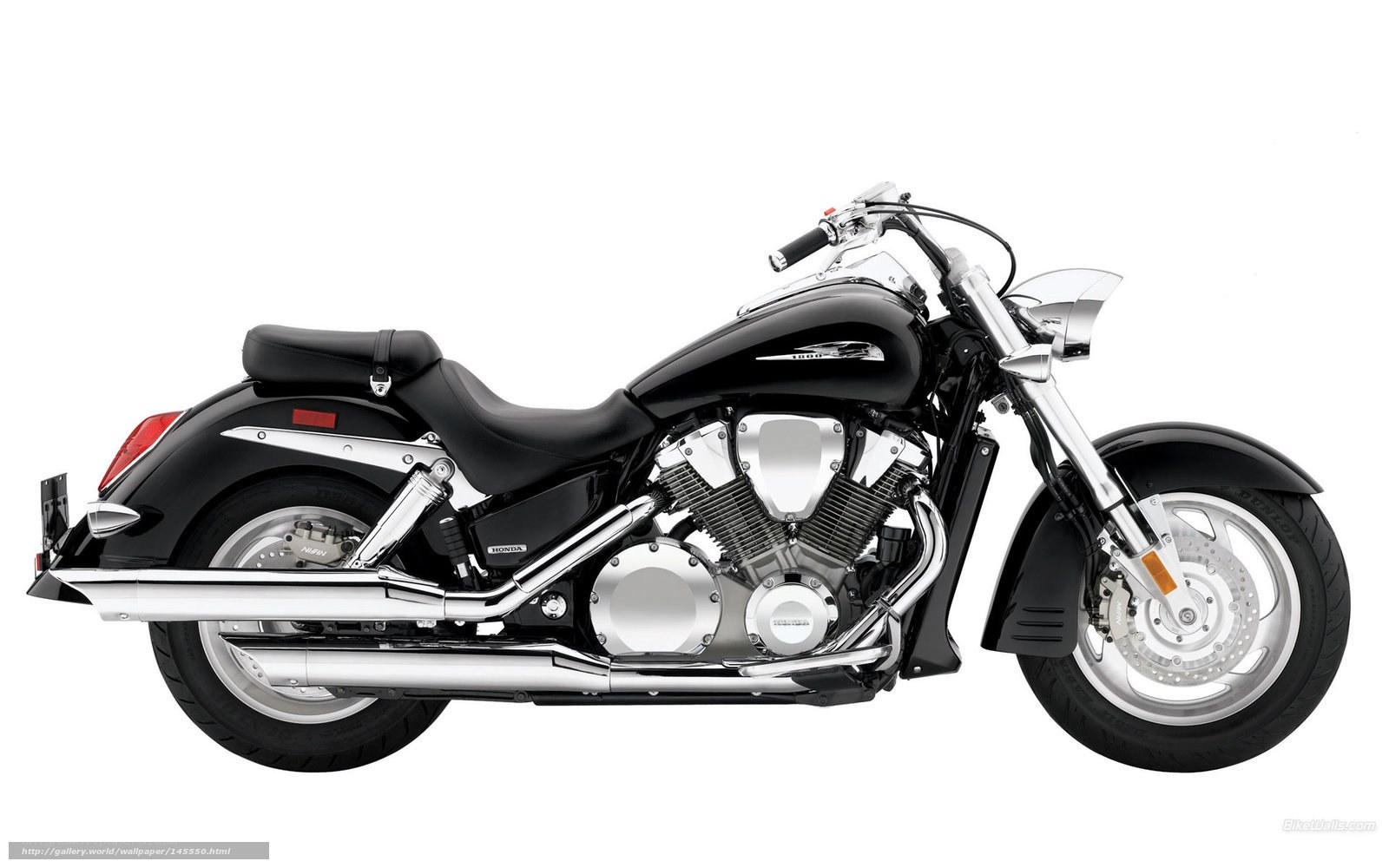 black honda cruiser motorcycle