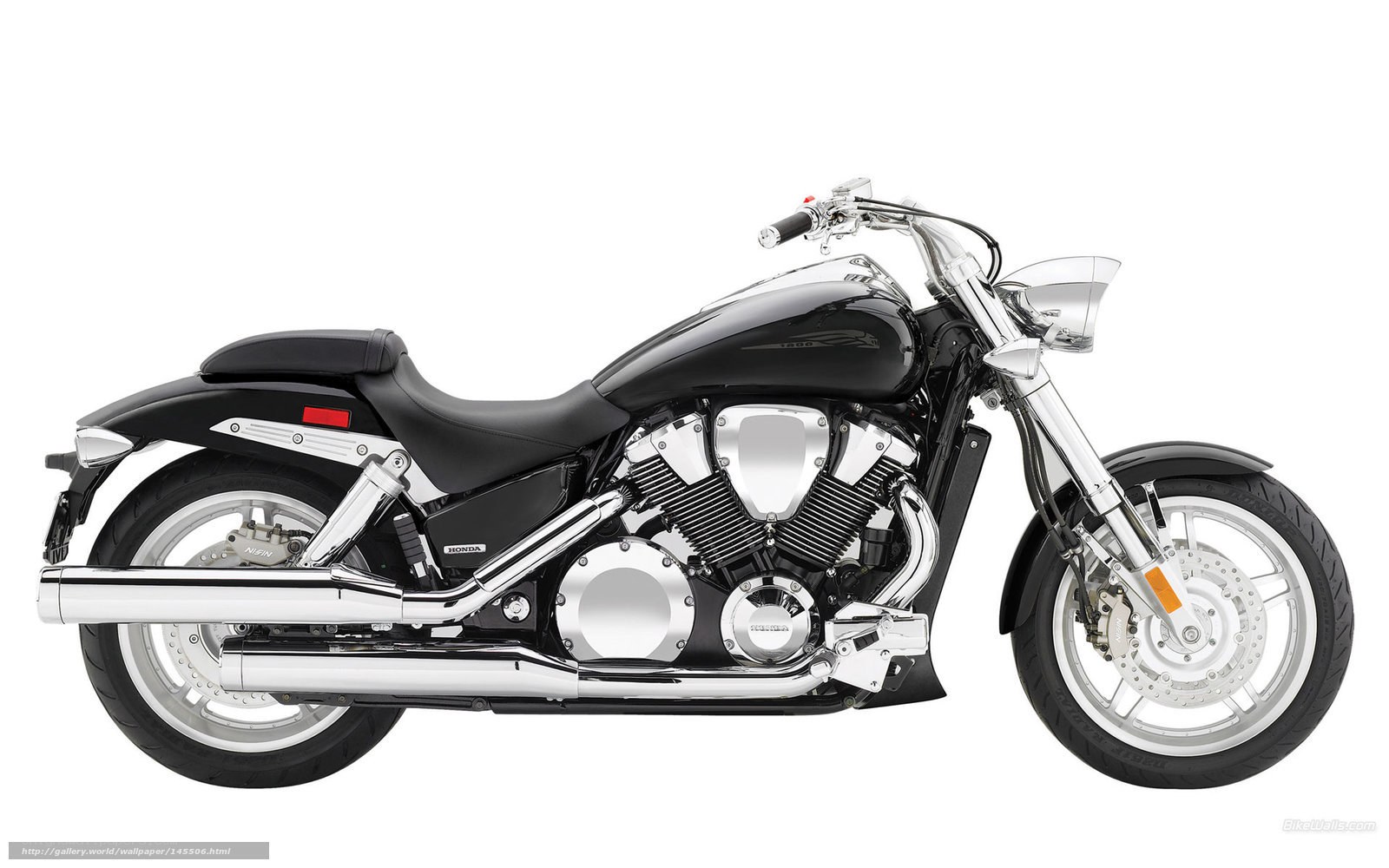 black honda cruiser motorcycle