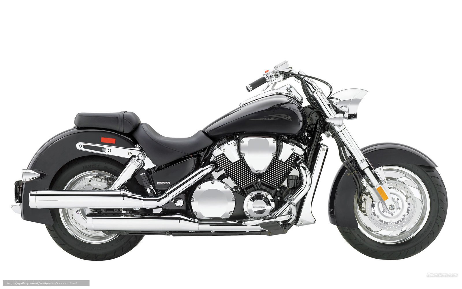 black honda cruiser motorcycle
