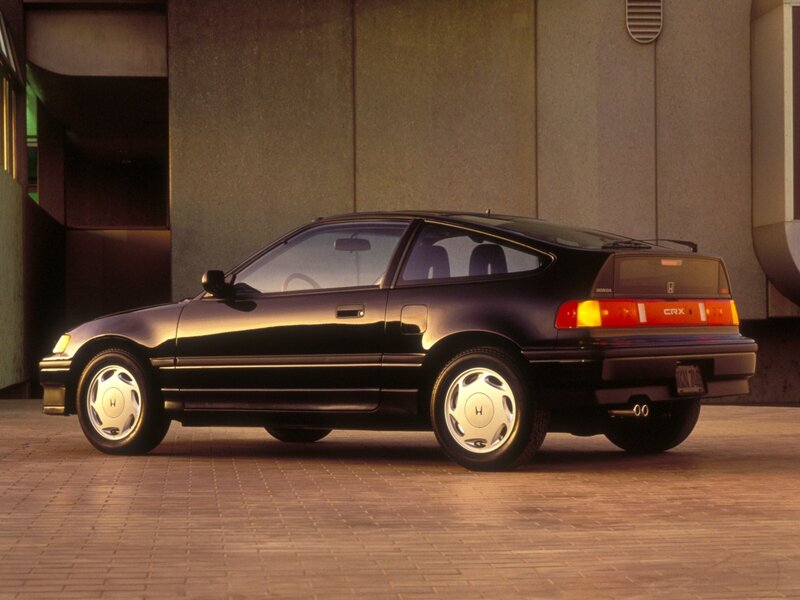 Black Honda CRX coupe