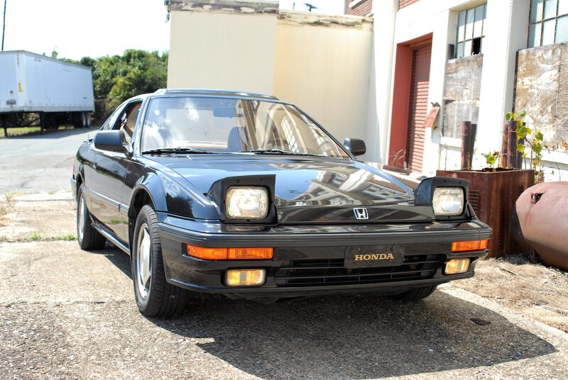Black Honda CRX