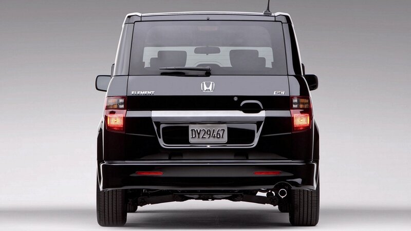 black honda element rear view