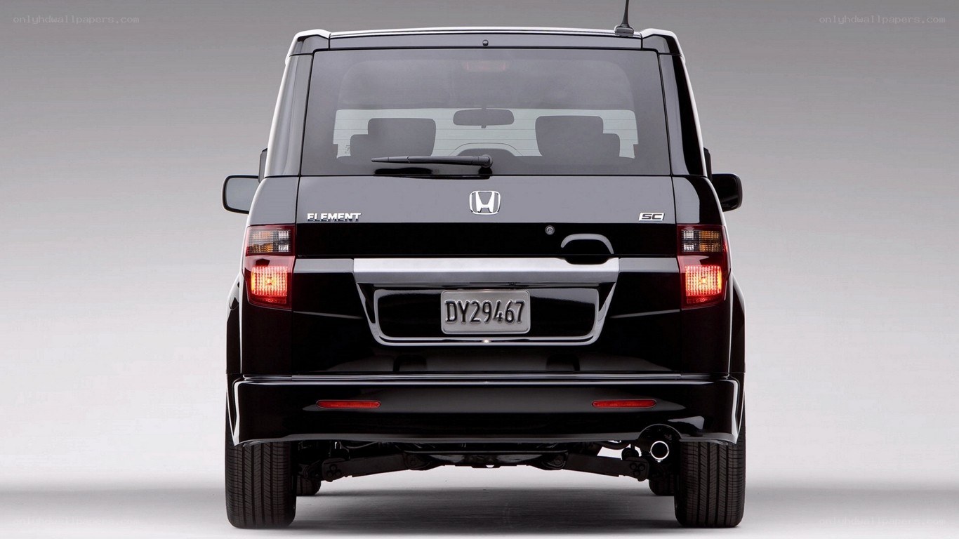 black honda element rear view