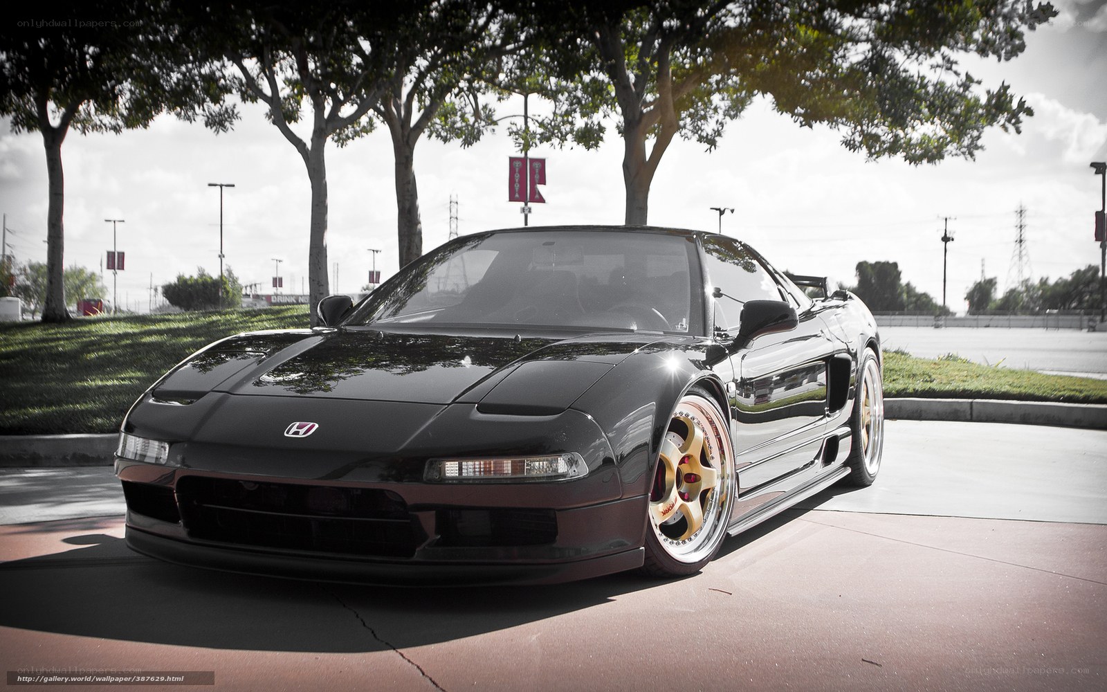 Black Honda NSX sports car