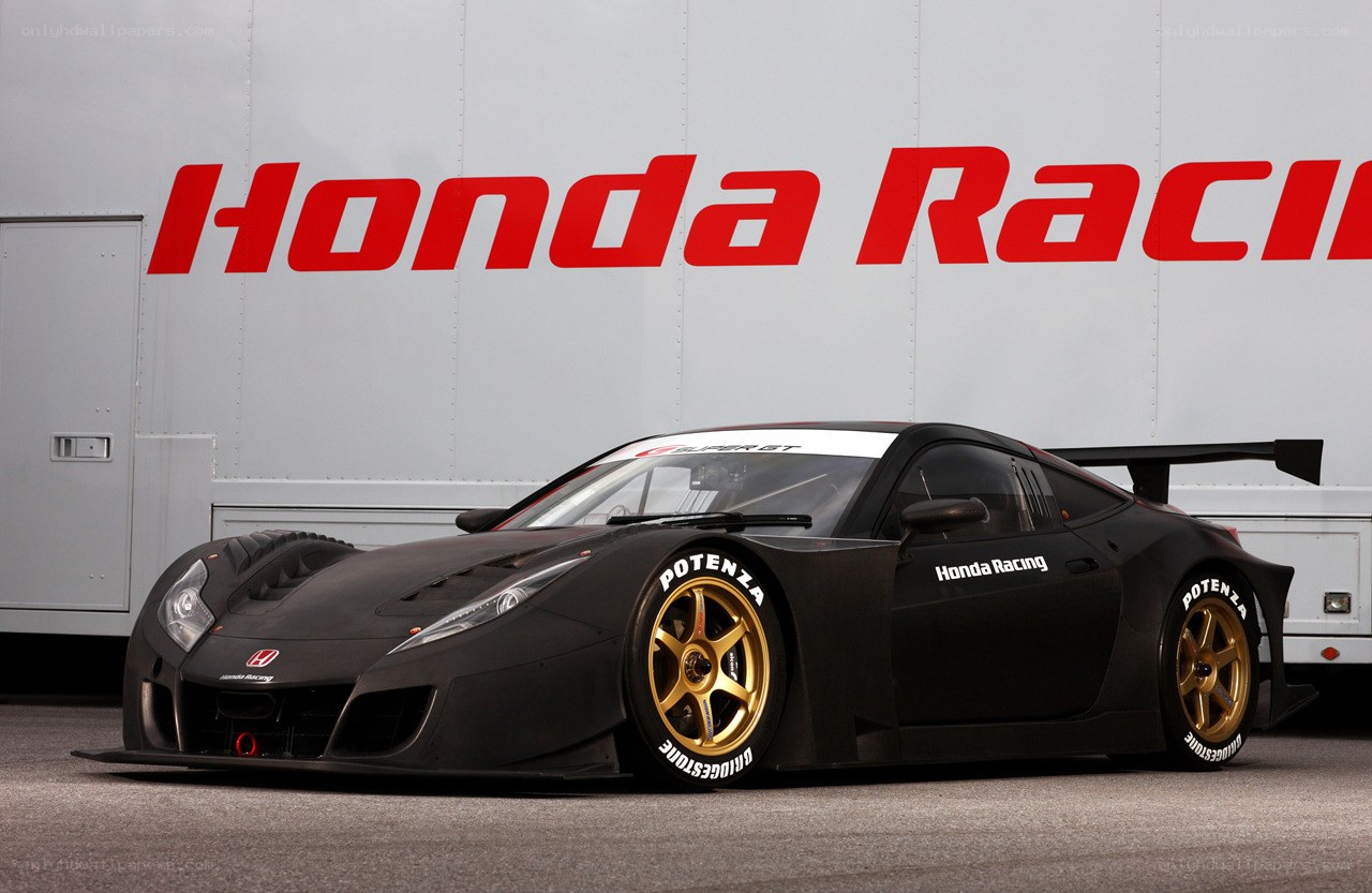 Black Honda race car